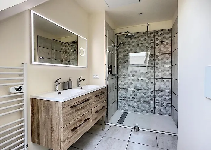 L'abbat-jour - Le Saphir - Plein Sud - Thermes Appartement *