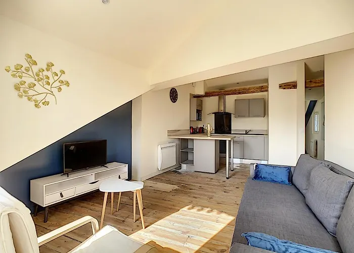 L'abbat-jour - Le Saphir - Plein Sud - Thermes *